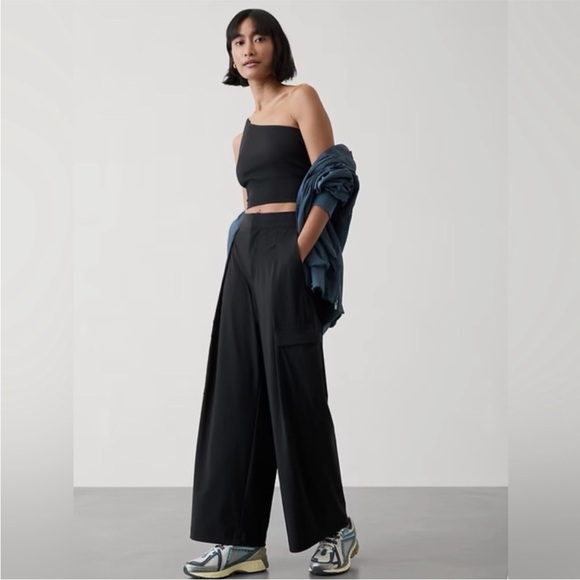 Athleta Pants - NWT Athleta Pinnacle High Rise Cargo Trouser | Black